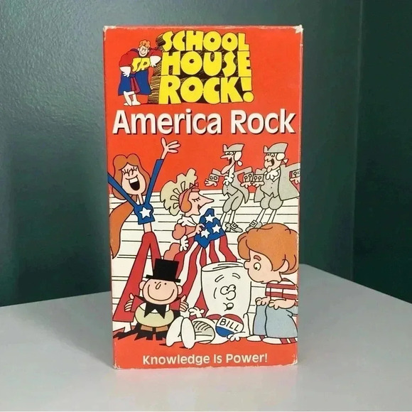 Vintage VHS Tapes Land Before Time, School House Rocks and Puff the Magi… - Picture 8 of 11